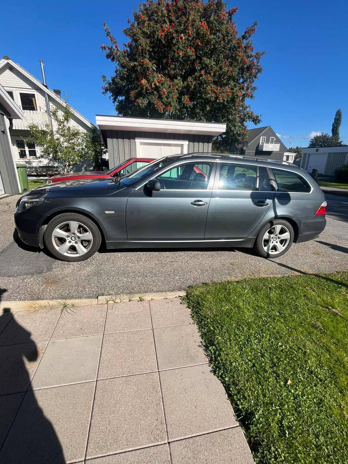 BMW 525 i xDrive Touring Automatisk 2009, photo 2/5