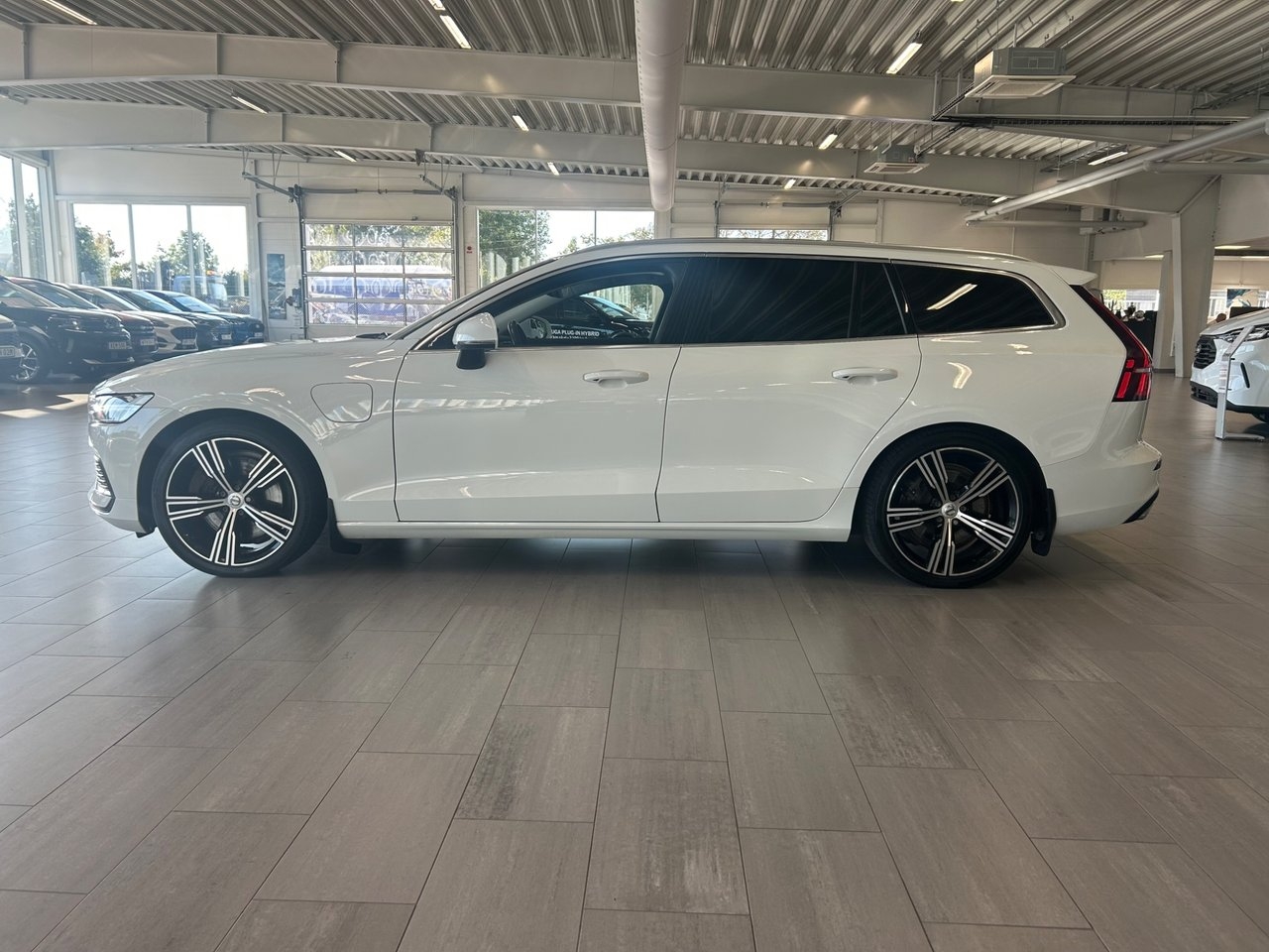 Volvo V60 2021, bild 6/10
