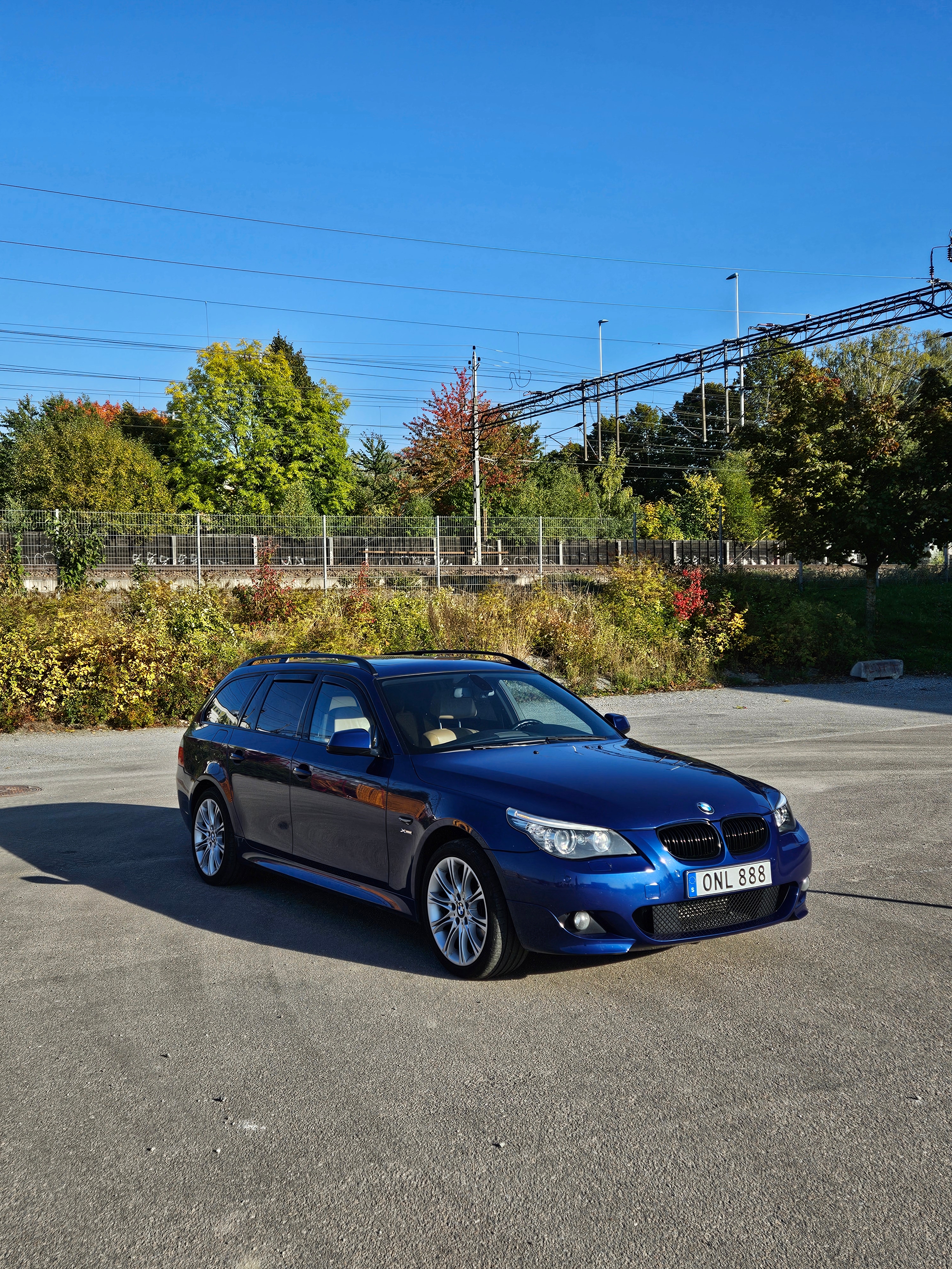 BMW 530