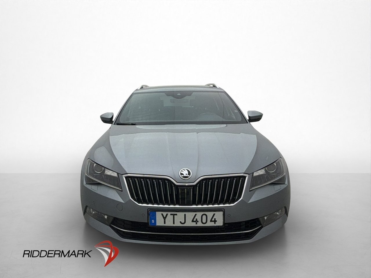 Skoda Superb 4x4 280hk L&K Värmare Drag 2018, bild 2/10