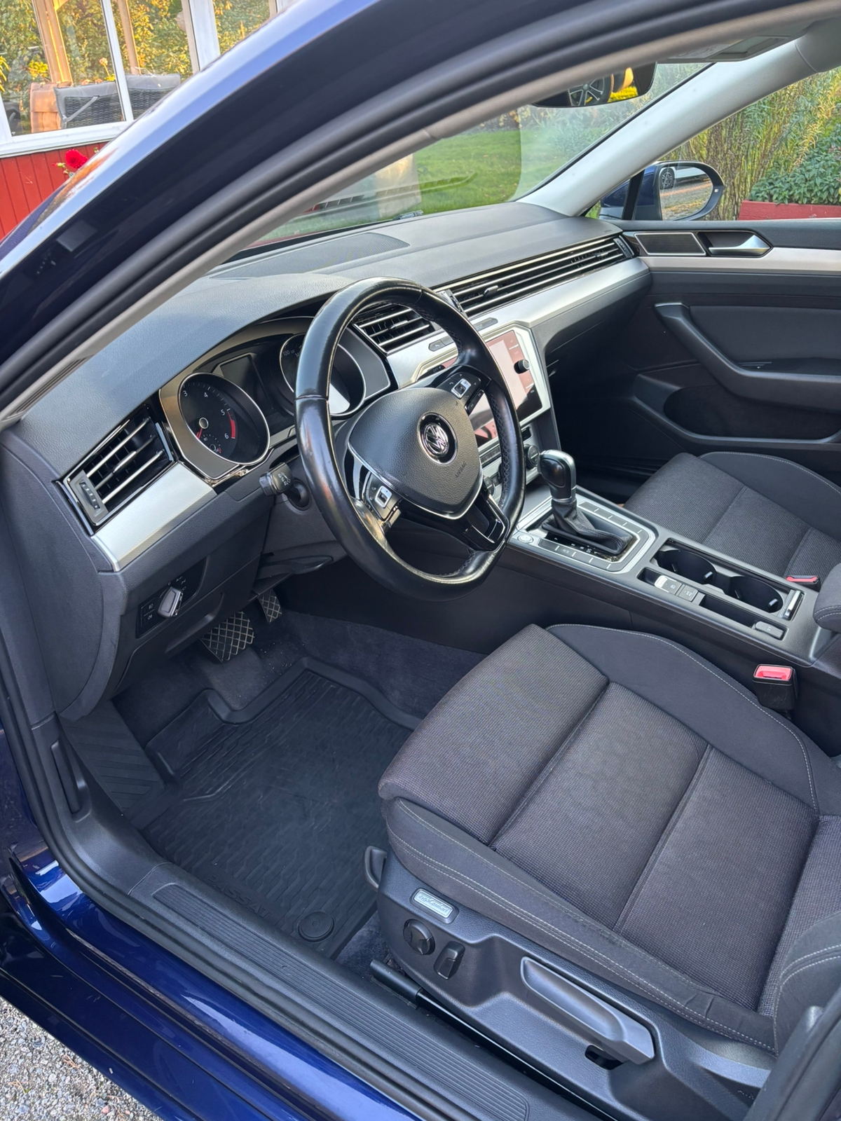 Volkswagen Passat 2018, bild 6/10