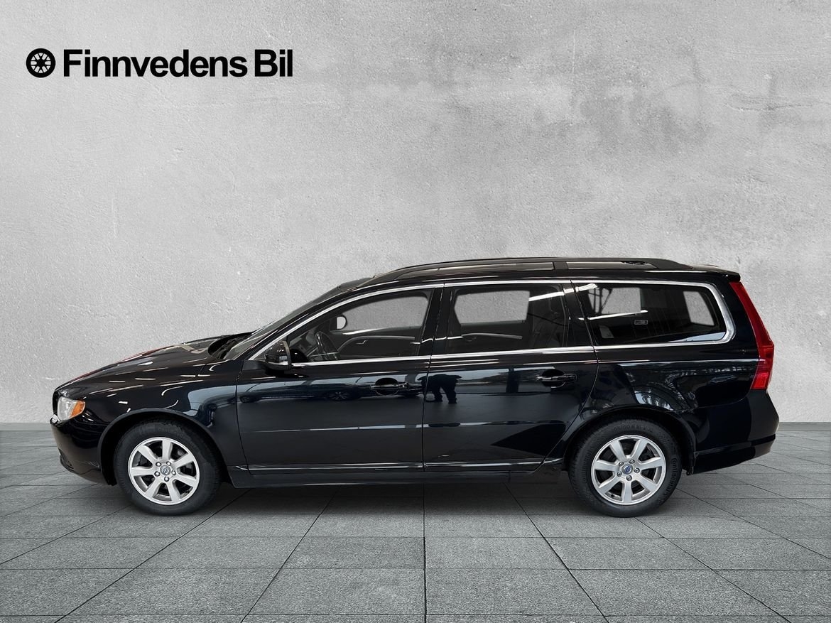 Volvo V70 II D3 Momentum 2012, bild 3/5