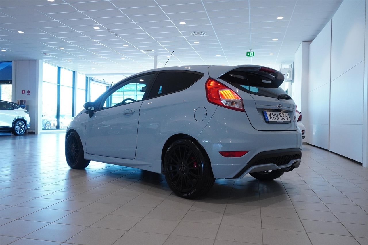 Ford Fiesta 2016, kuva 3/10