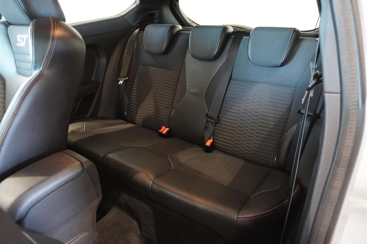 Ford Fiesta 2016, kuva 6/10