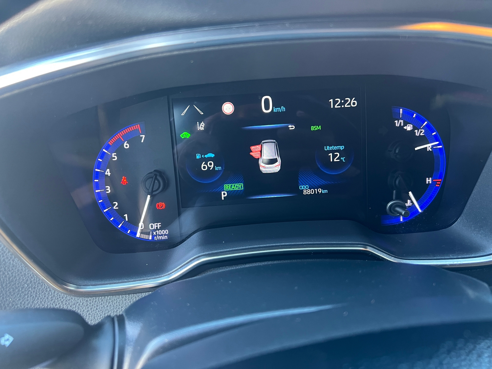 Toyota Corolla 2019, bild 3/4