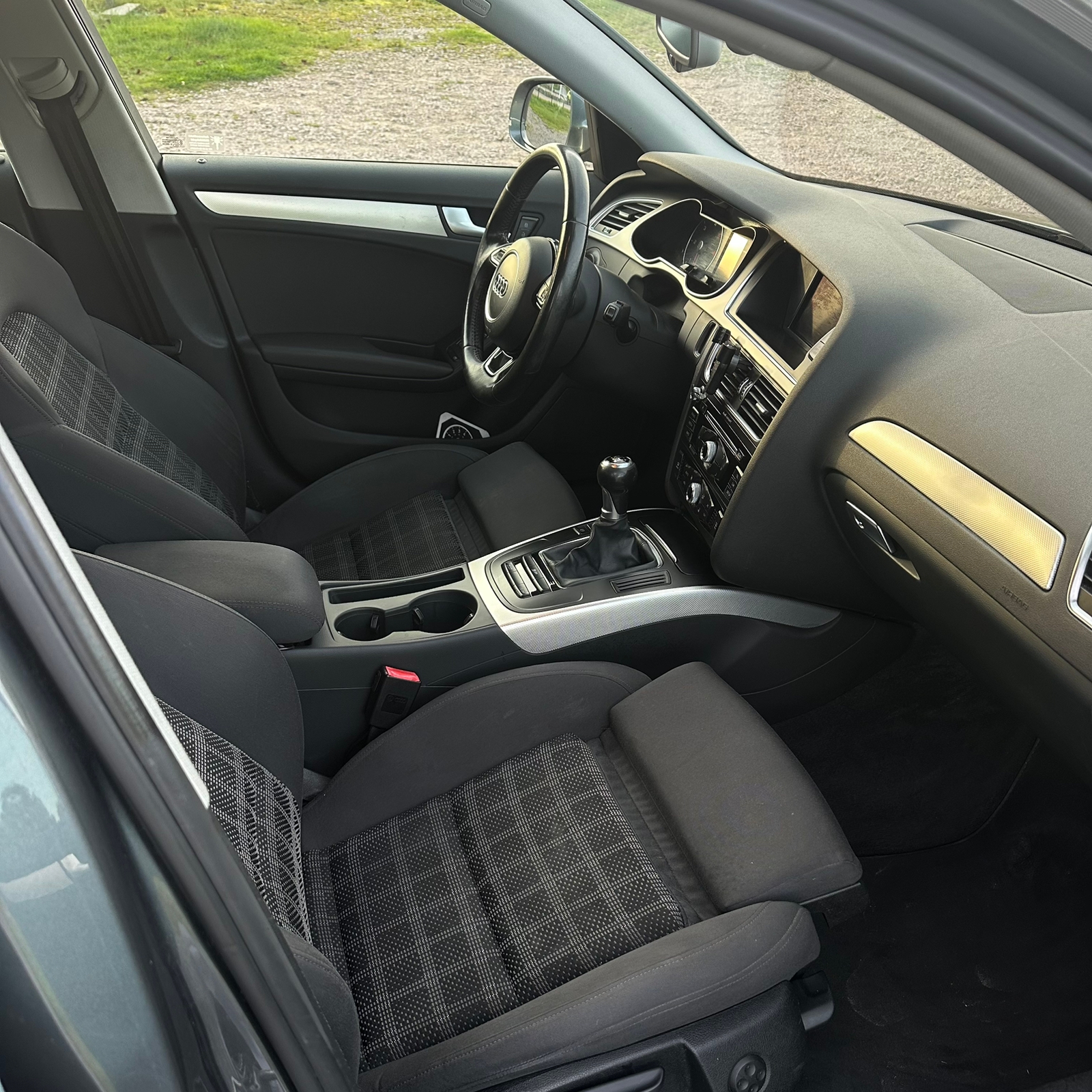 Audi A4 Avant 2.0 TDI DPF Manuell 2012, bild 6/10