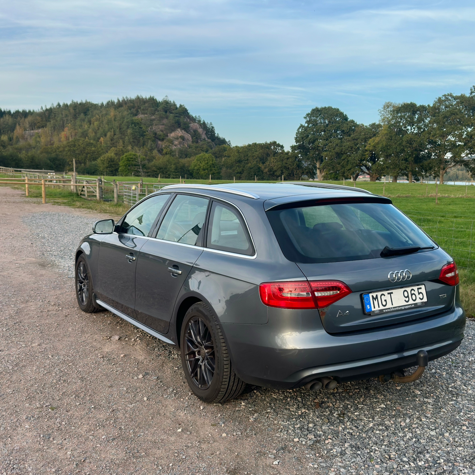 Audi A4 Avant 2.0 TDI DPF Manuell 2012, bild 2/10