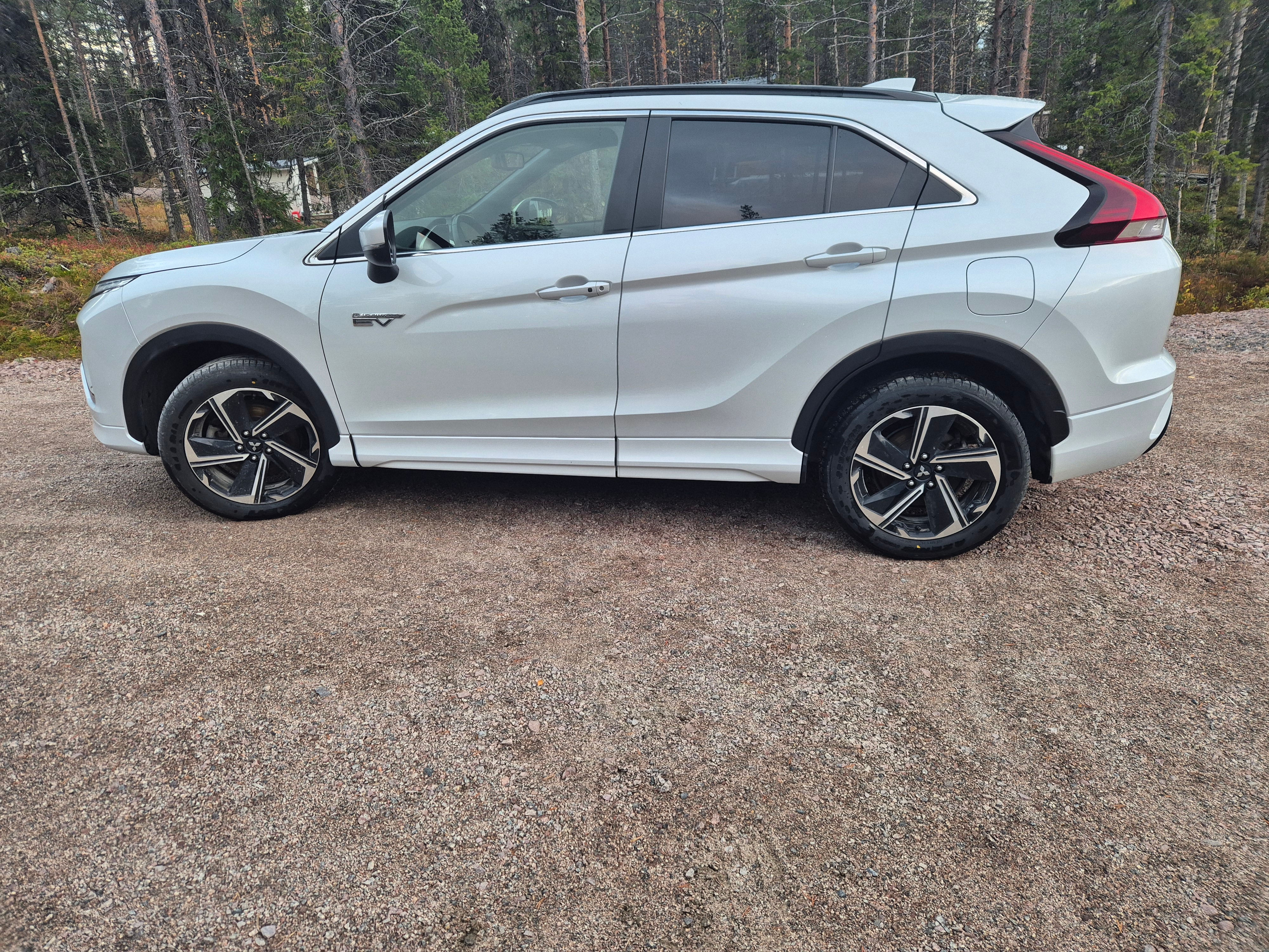 Mitsubishi Eclipse Cross 2021, bild 2/10