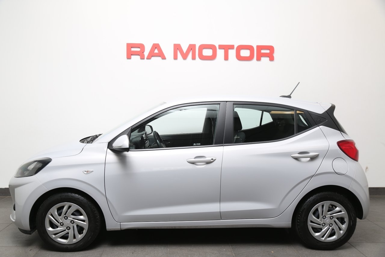 Hyundai i10 1,0 AMT Essential Aut 2025, bild 3/24