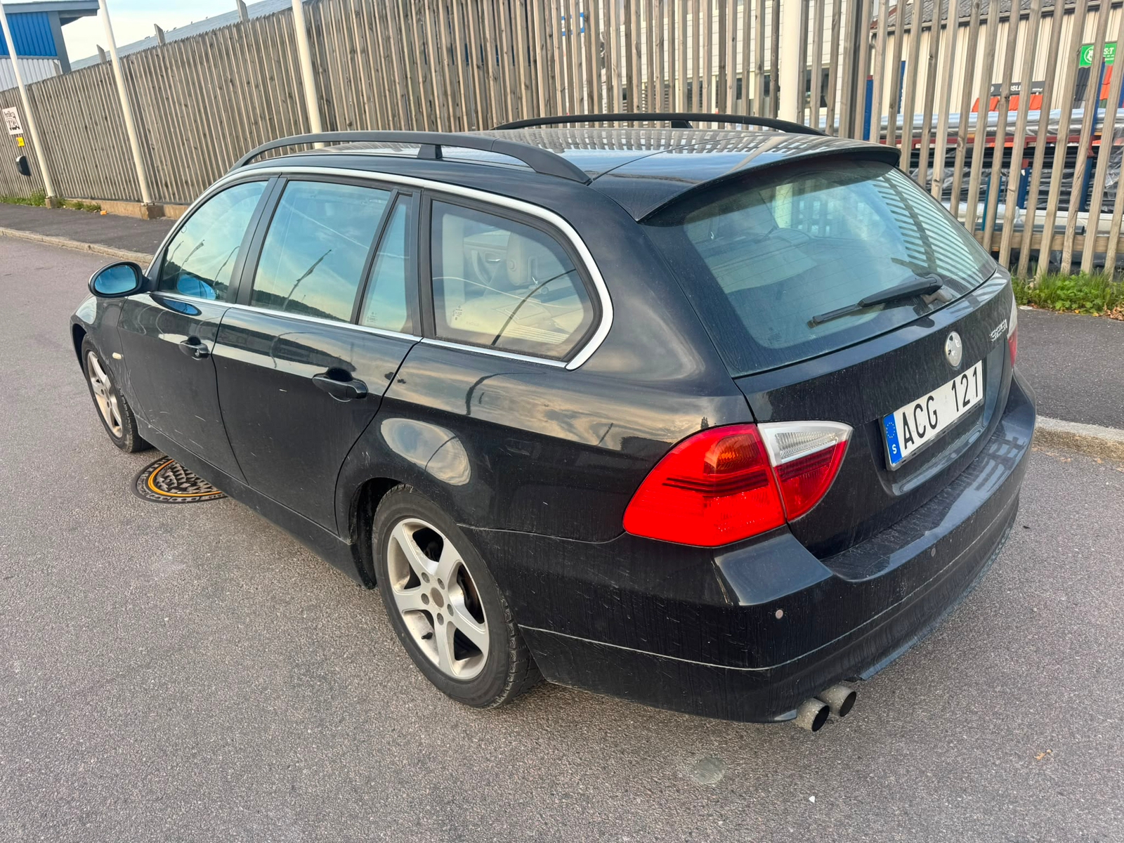 BMW 325 i Touring Manuell 2007, bild 4/5