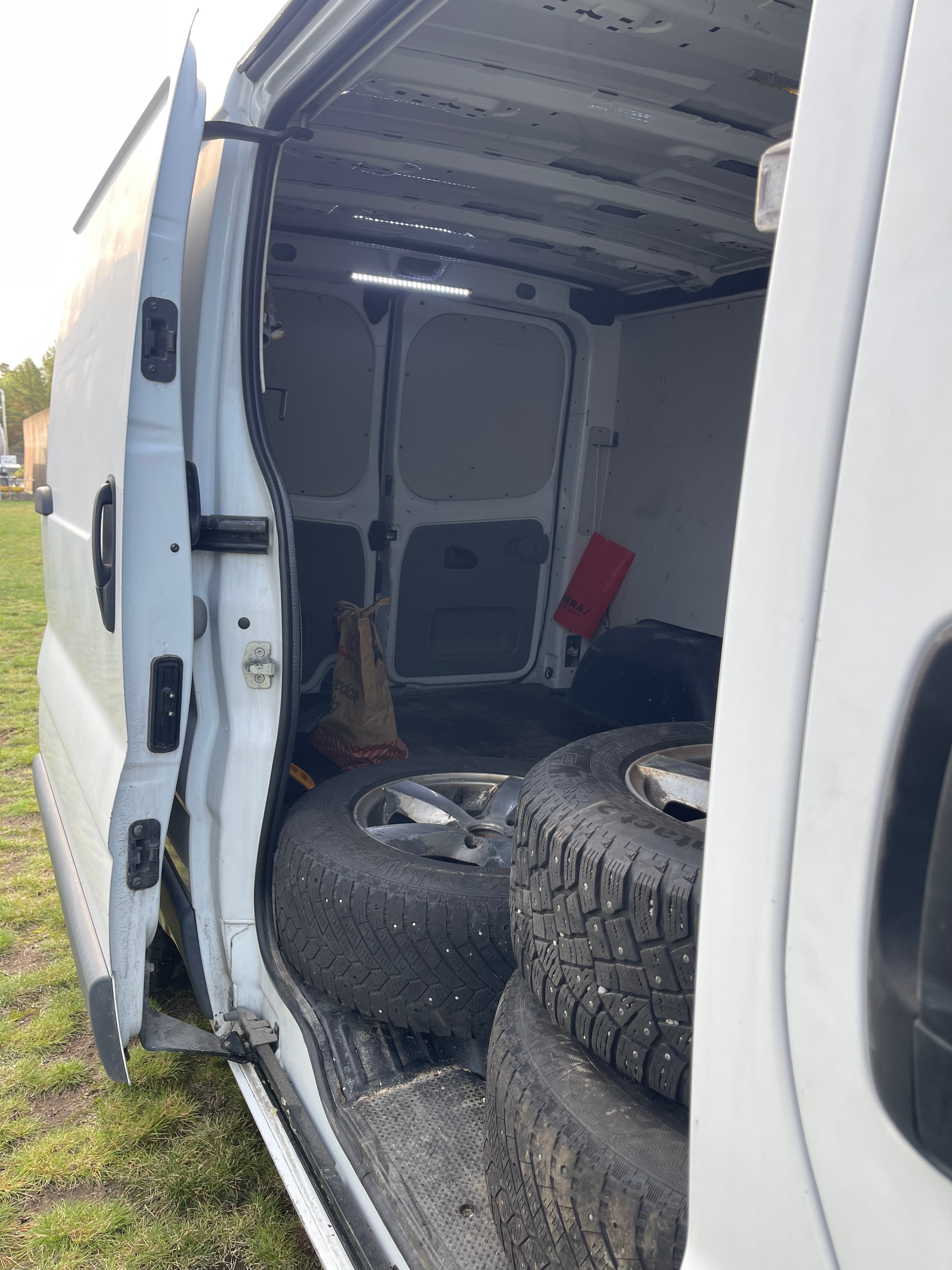 Renault Trafic 2008, photo 5/9