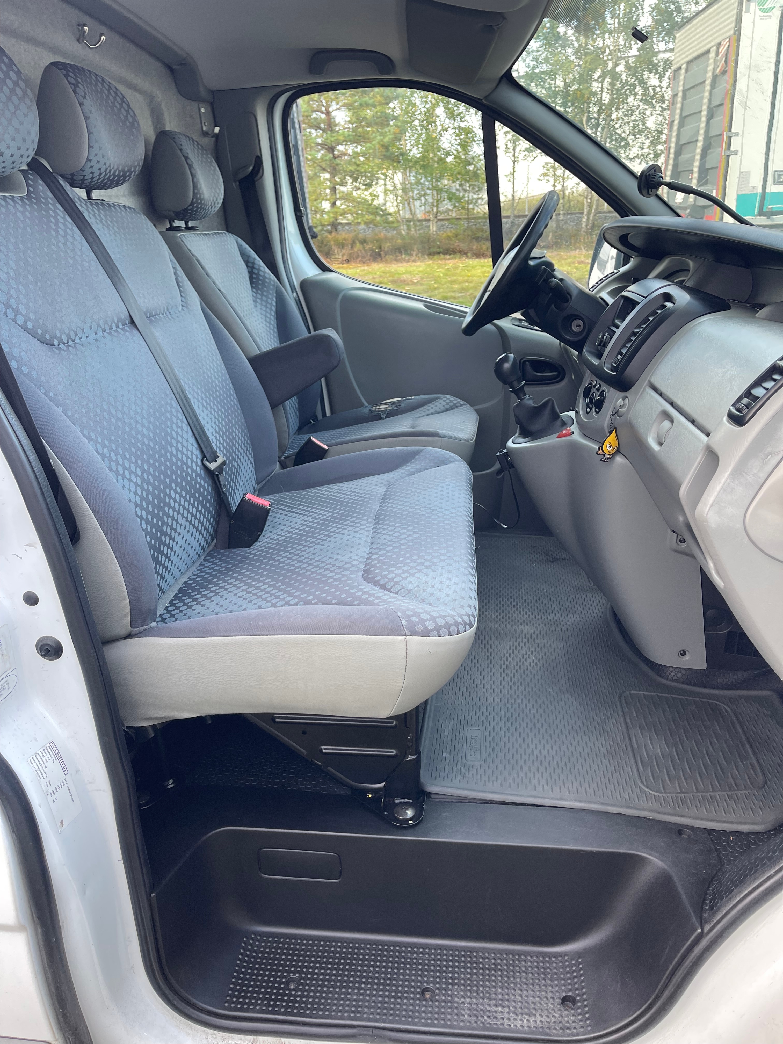 Renault Trafic 2008, photo 7/9