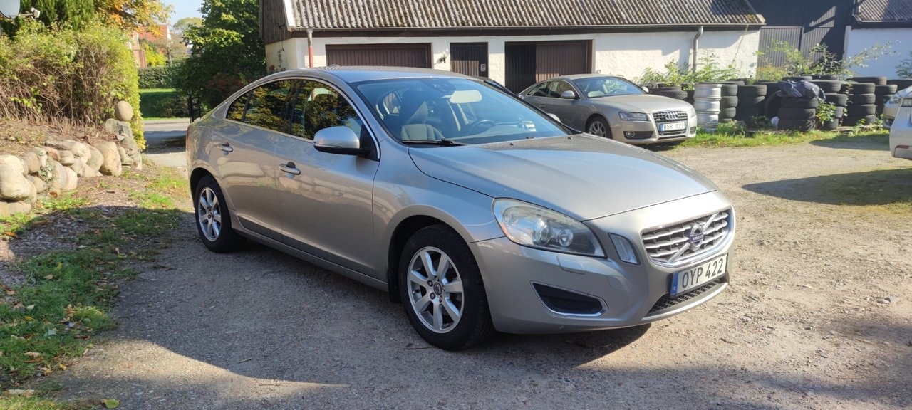 Volvo S60 T5 Momentum 2012, bild 2/8