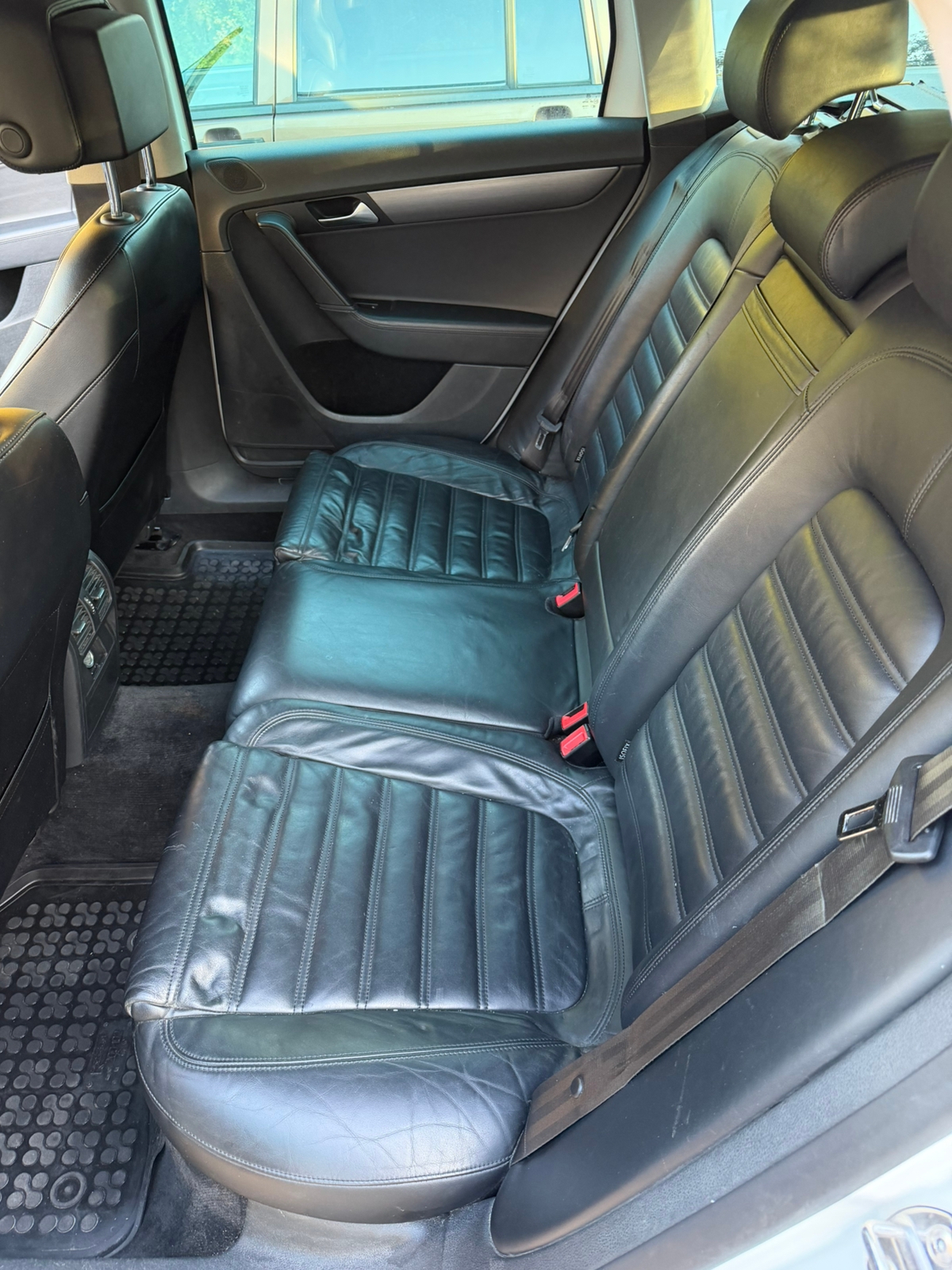 Volkswagen Passat 2012, bild 6/7