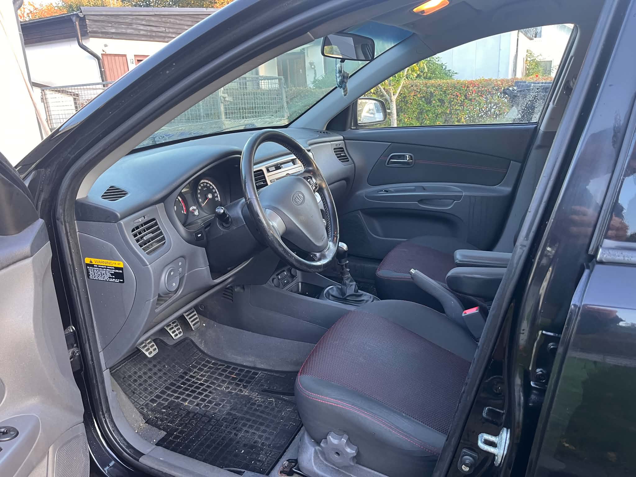 Kia Rio 1.4 Manuell 2009, bild 3/3