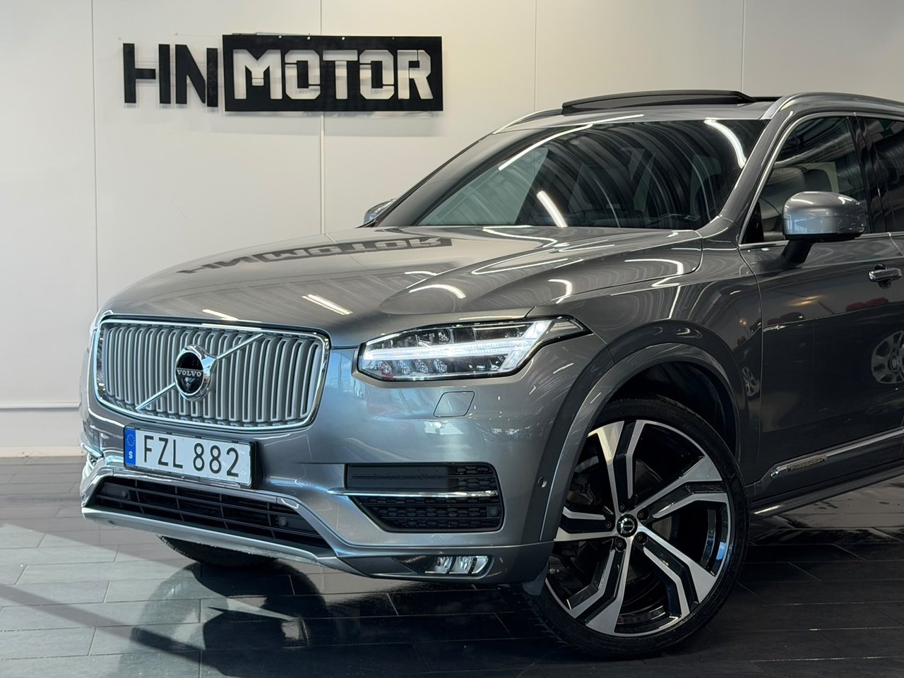 Volvo XC90 D5 AWD Inscription 2016, bild 2/10