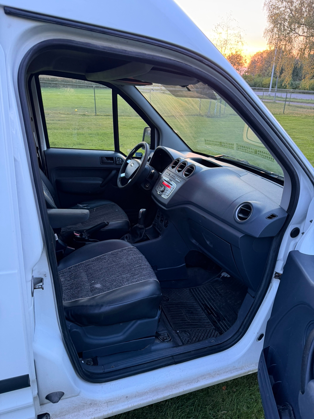 Ford Transit Connect 2013, bild 6/10