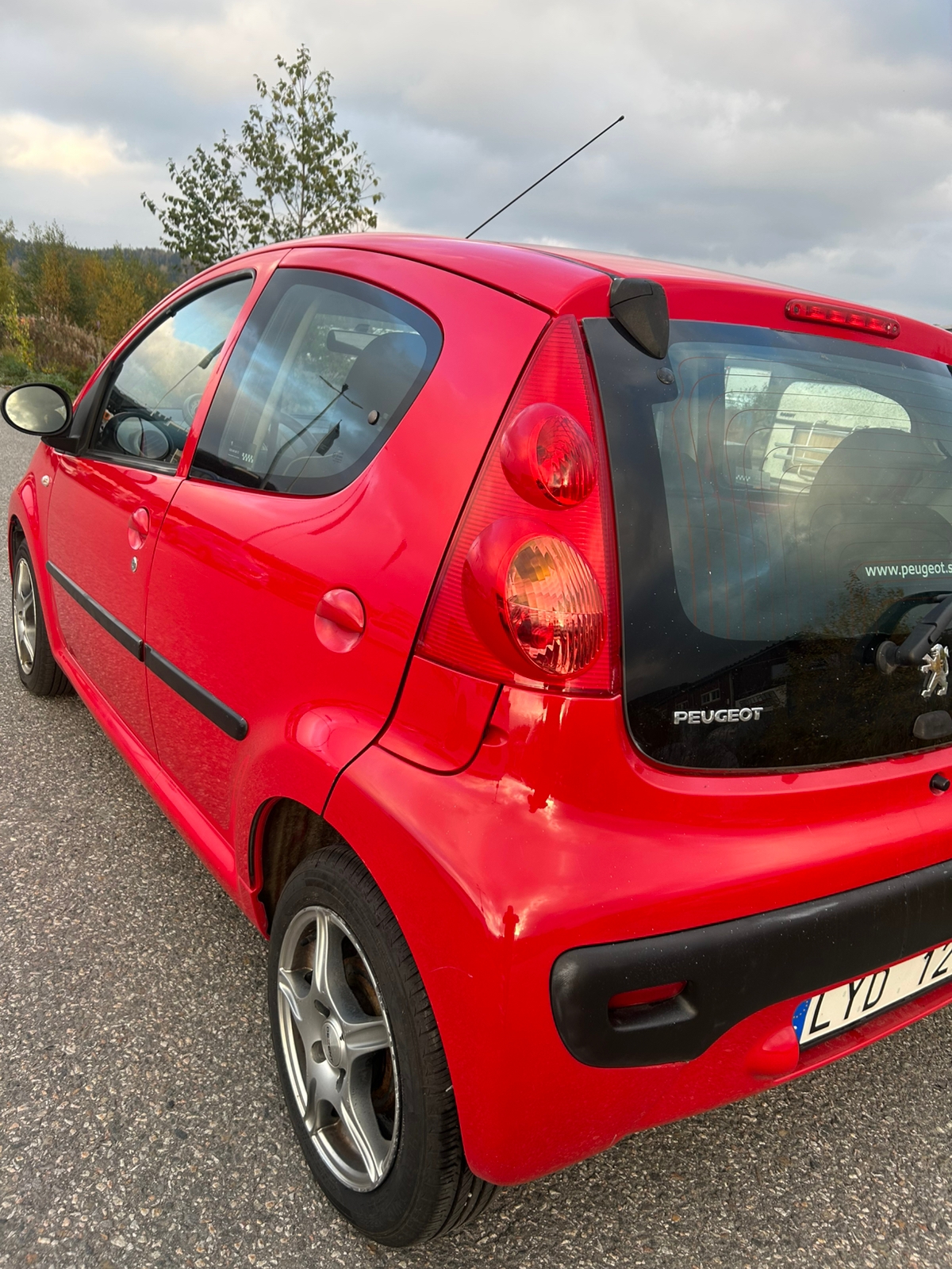 Peugeot 107 5-dörrar 1.0 Manuell 2012, bild 5/9