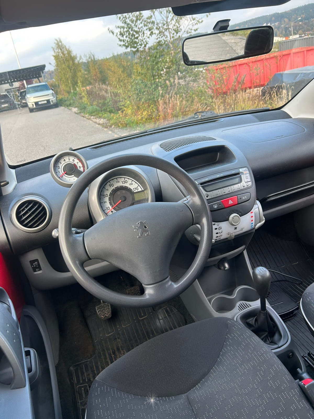 Peugeot 107 5-dörrar 1.0 Manuell 2012, bild 7/9