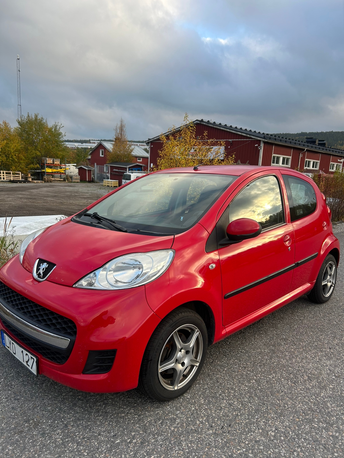 Peugeot 107 5-dörrar 1.0 Manuell 2012, bild 2/9