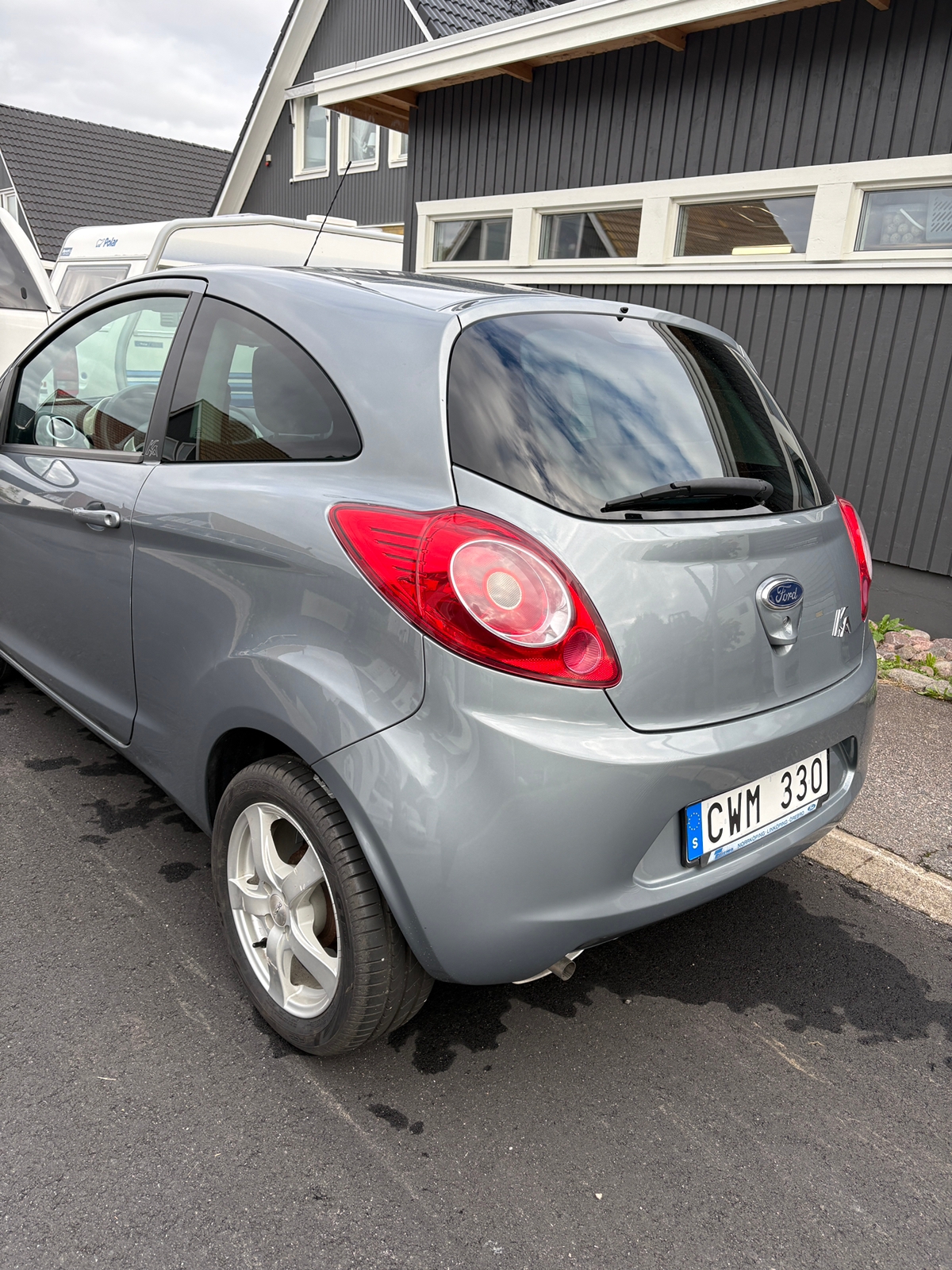 Ford Ka 1.2 Manuell 2013, bild 2/4