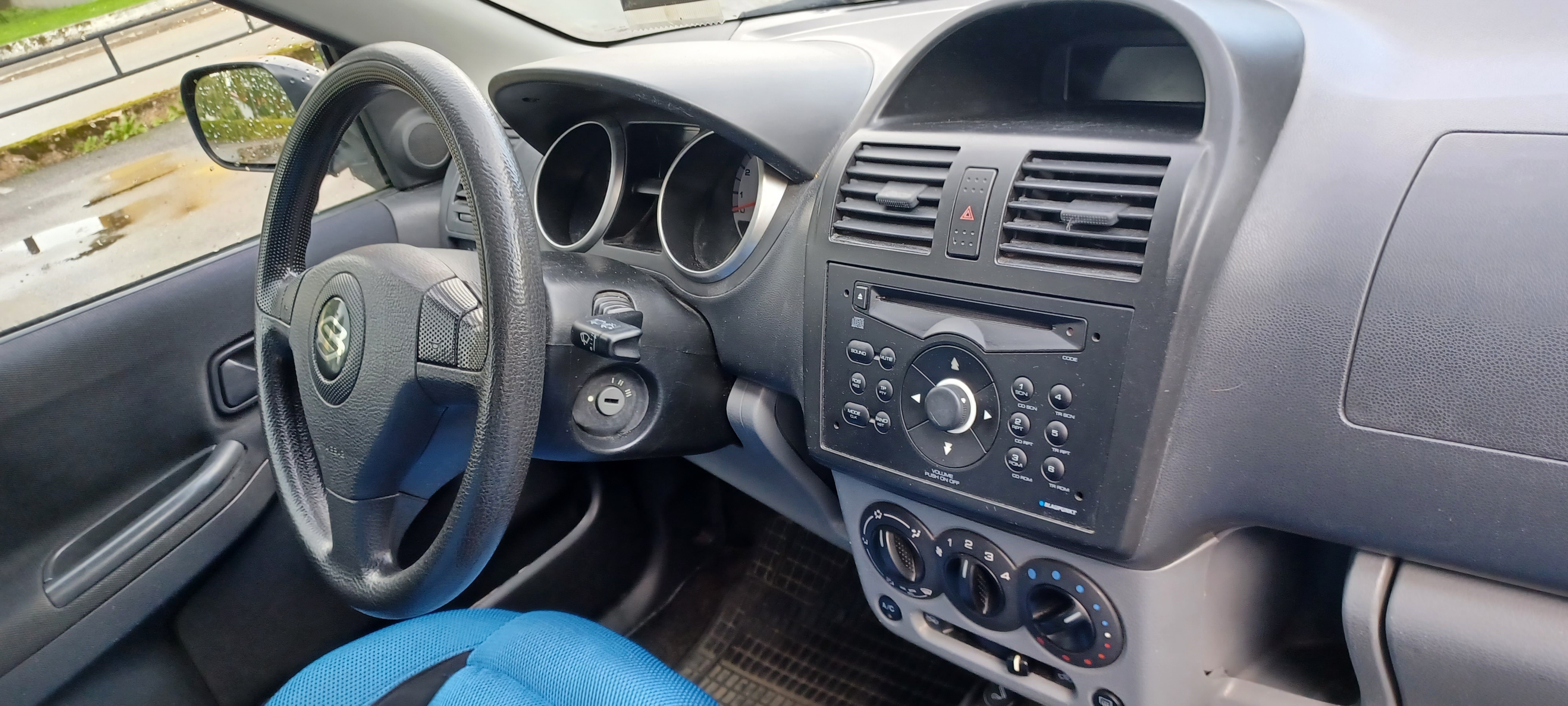 Suzuki Ignis 2003, bild 5/5