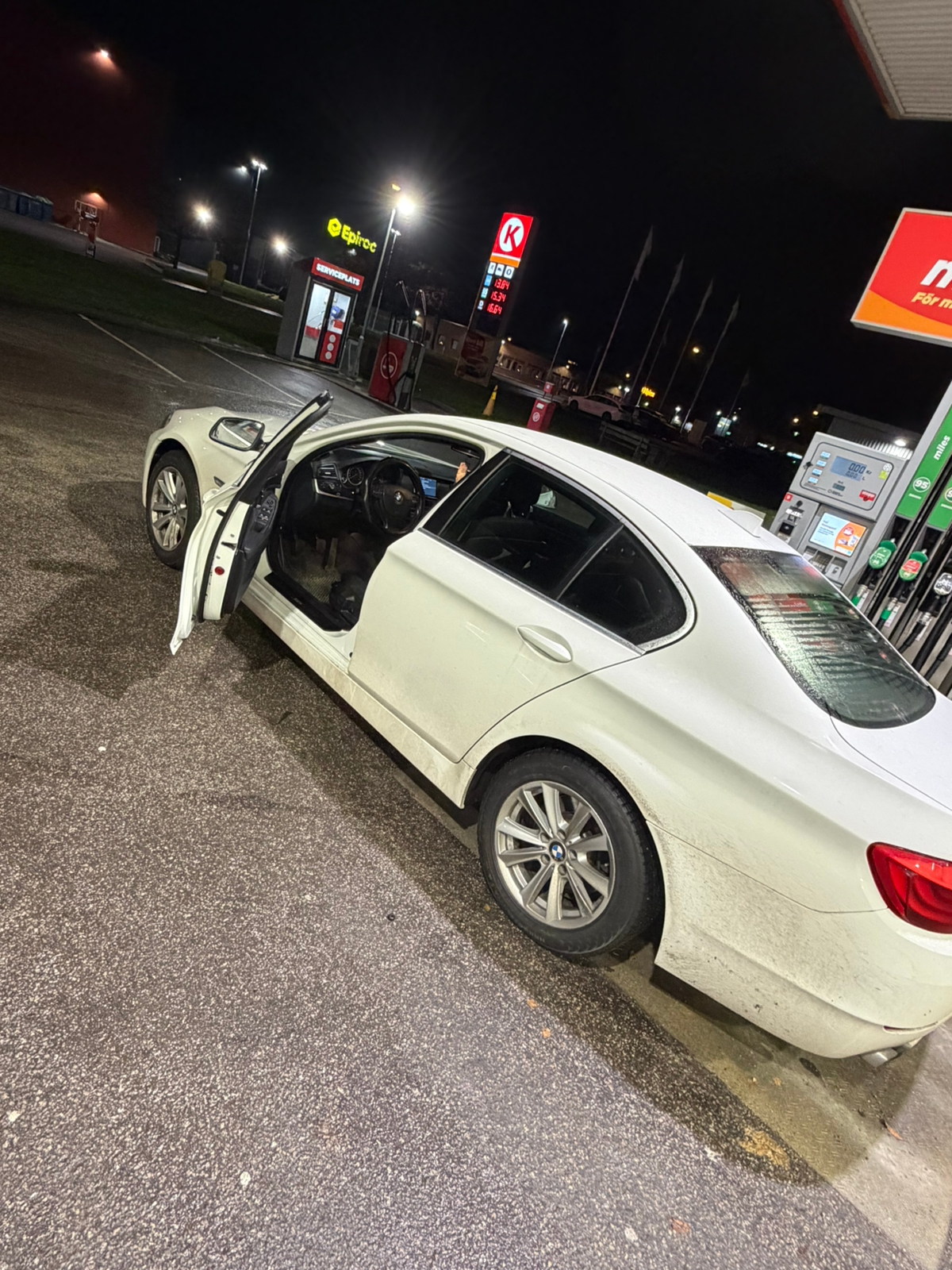 BMW 520 d M Performance Sedan Manuell 2011, kuva 2/4