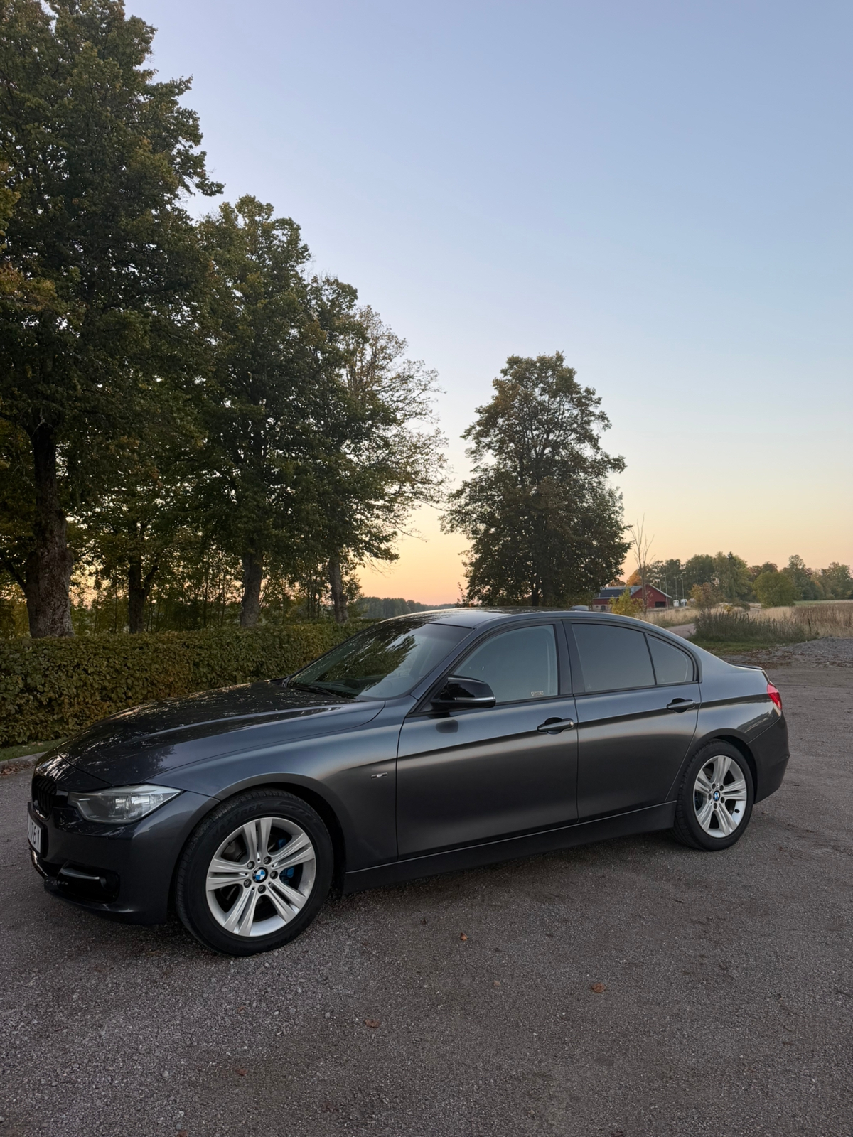 BMW 320 d Sedan Steptronic 2013, bild 2/9