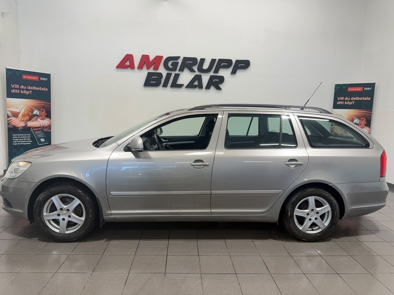 Skoda Octavia 2011, bild 3/10