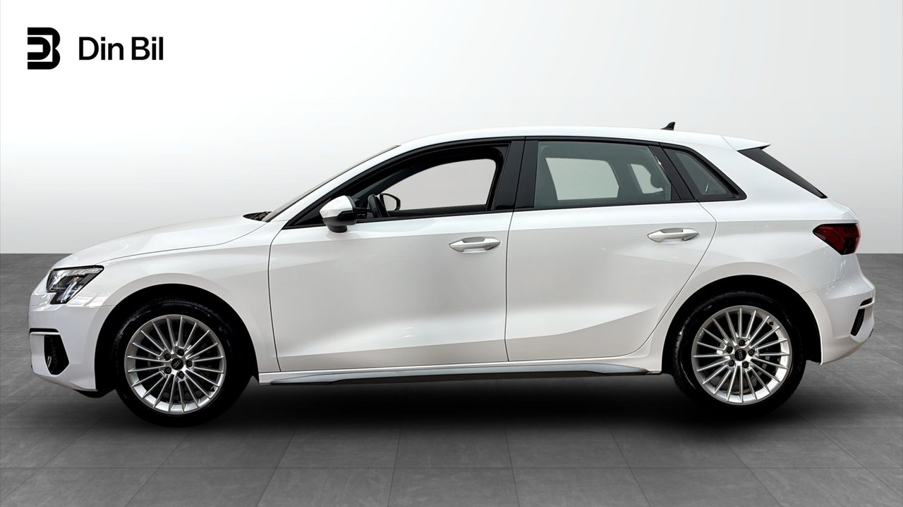 Audi A3 2024, bild 2/10