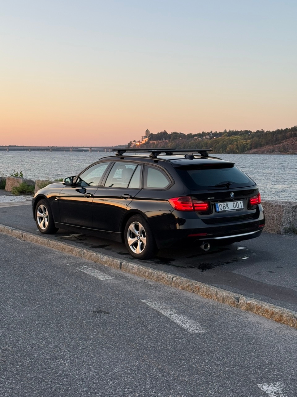 BMW 320 d xDrive Touring Manuell 2014, bild 6/9