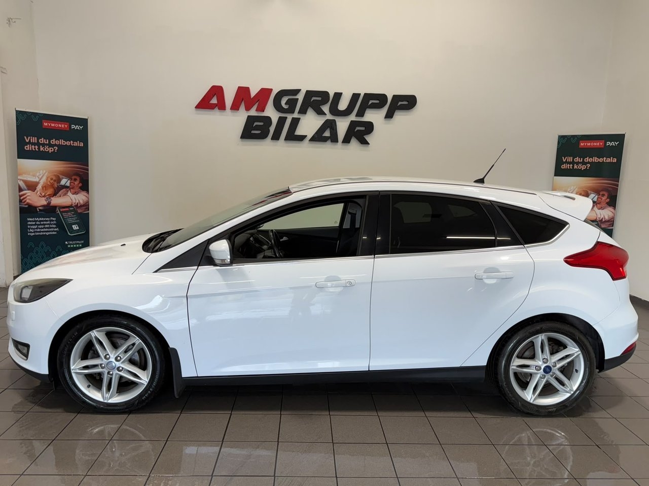 Ford Focus 1.0 EcoBoost Titanium Euro 6 2016, bild 4/10