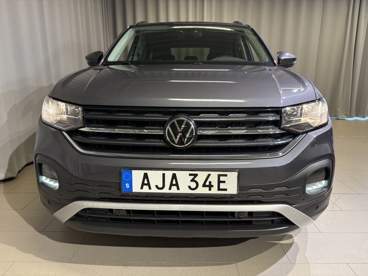 Volkswagen T-Cross 1.0 TSI, 95hk, 2023 2023, bild 2/10