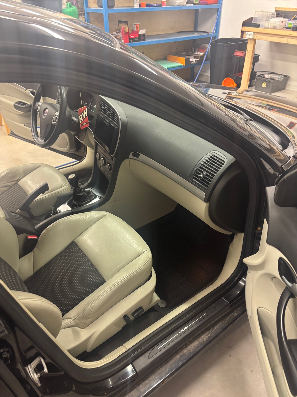 Saab 9-3 SportCombi 1.9 TTiD Manuell 2008, bild 7/10