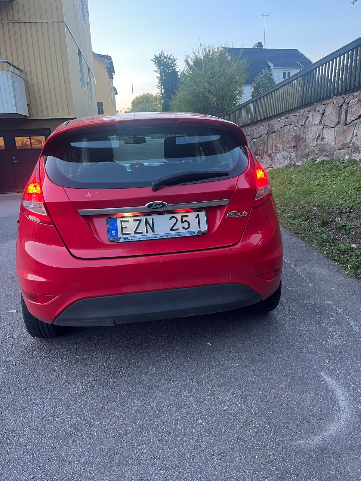 Ford Fiesta 5-dörrar 1.25 Manuell 2012, bild 6/9