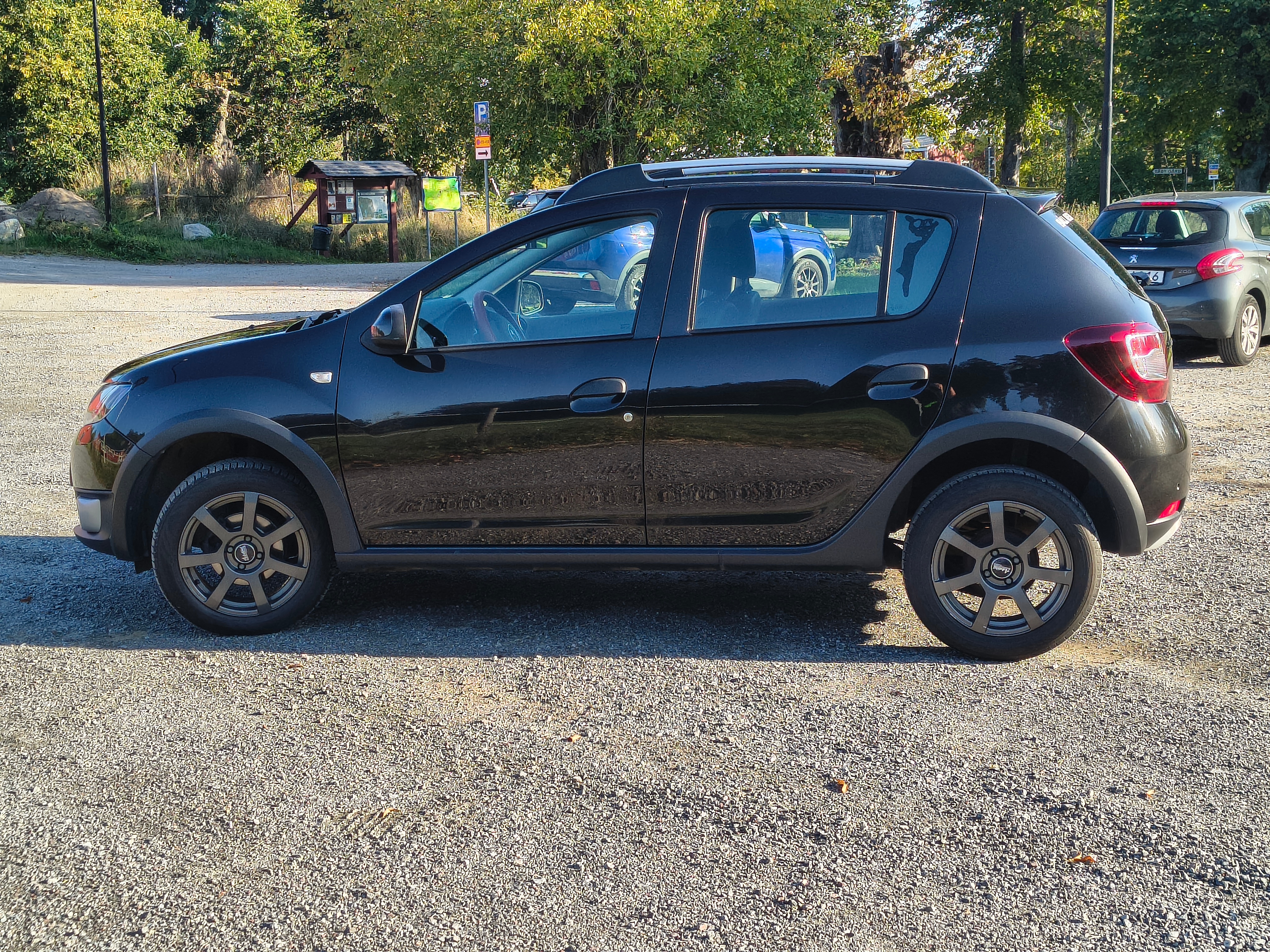 Dacia Sandero Stepway 0.9 TCe Manuell 2014, bild 3/10