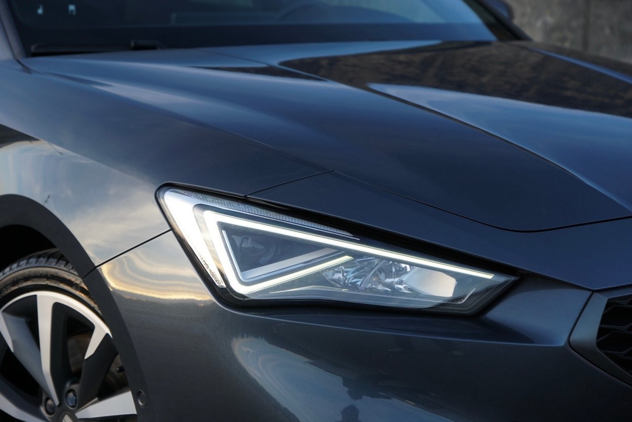 Seat Leon 2020, photo 4/10