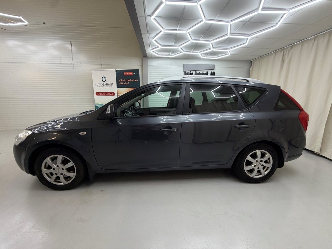 Kia Ceed cee'd_sw 1.6 CRDi EX Euro 4 2009, bild 6/10