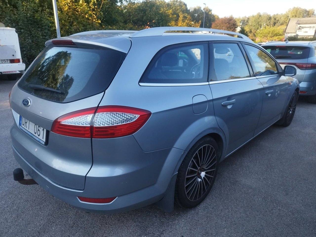 Ford Mondeo Kombi 2.5 Titanium X Euro 4 2008, bild 2/3