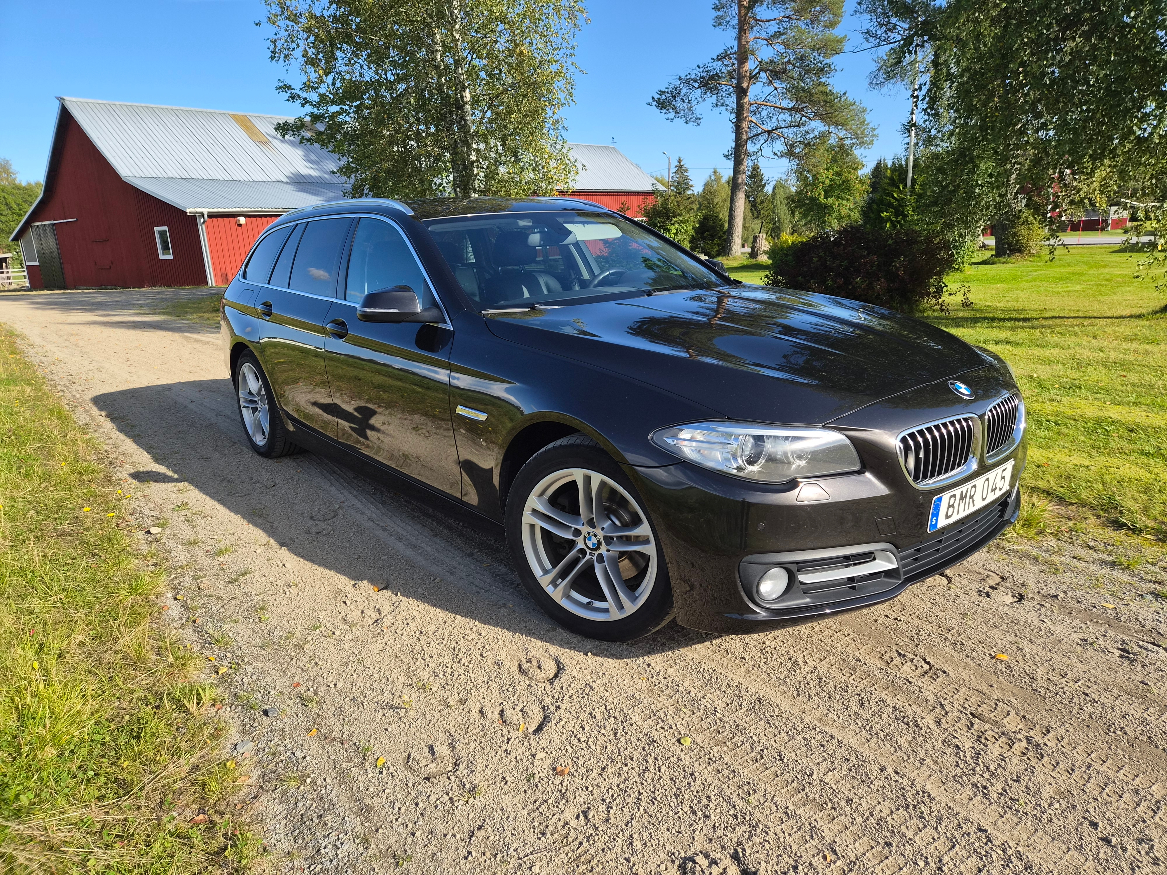 BMW 520 d xDrive Touring Steptronic 2015, bild 4/8