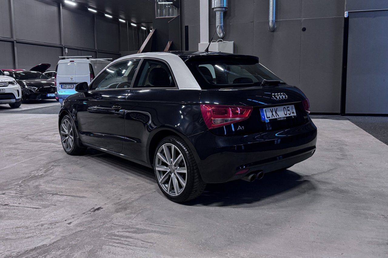 Audi A1 1.4 TFSI Ambition 2012, bild 4/10