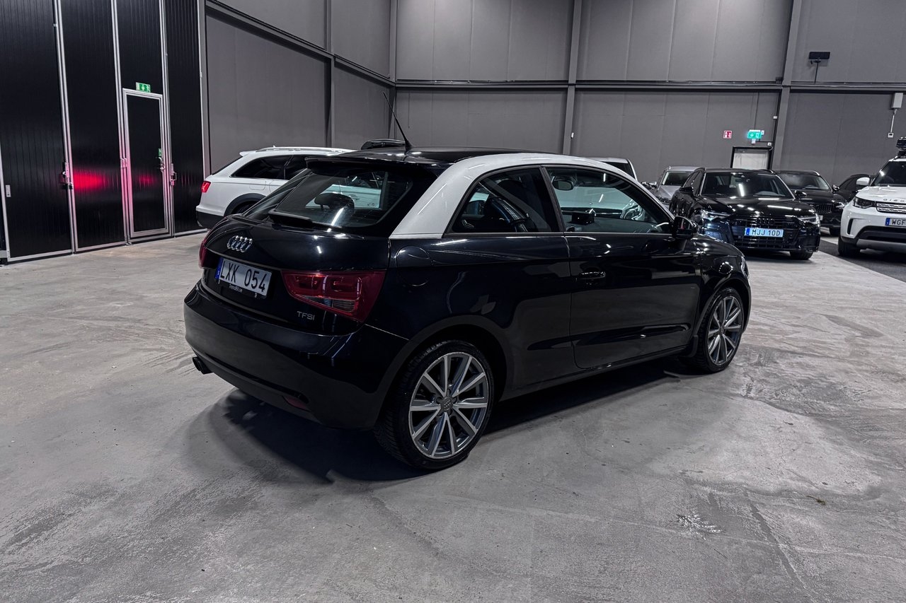 Audi A1 1.4 TFSI Ambition 2012, bild 6/10