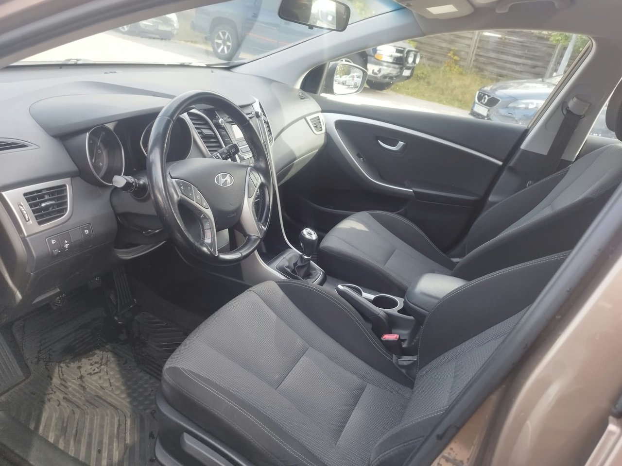 Hyundai i30 2014, bild 3/3