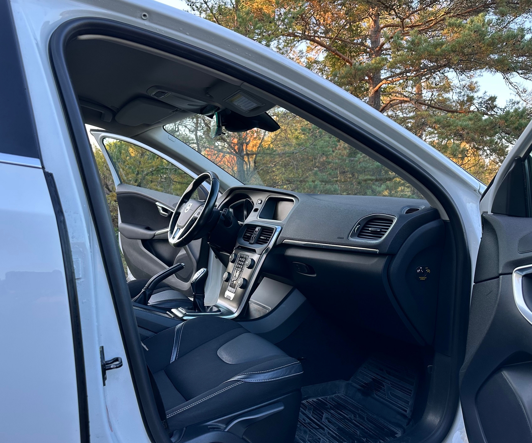 Volvo V40 D2 Manuell 2014, kuva 7/8