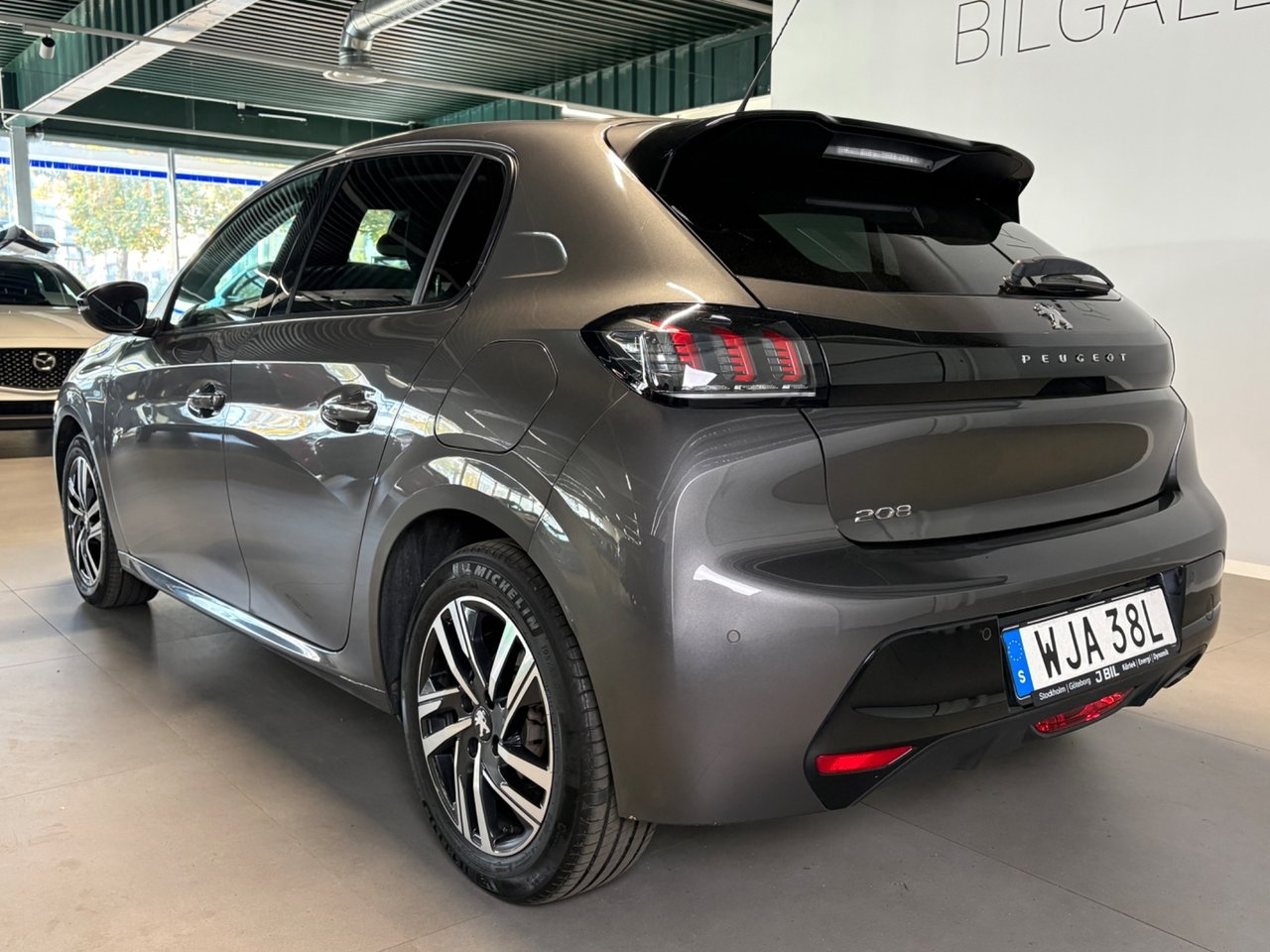 Peugeot 208 100hk Allure AUT 2023, bild 3/10