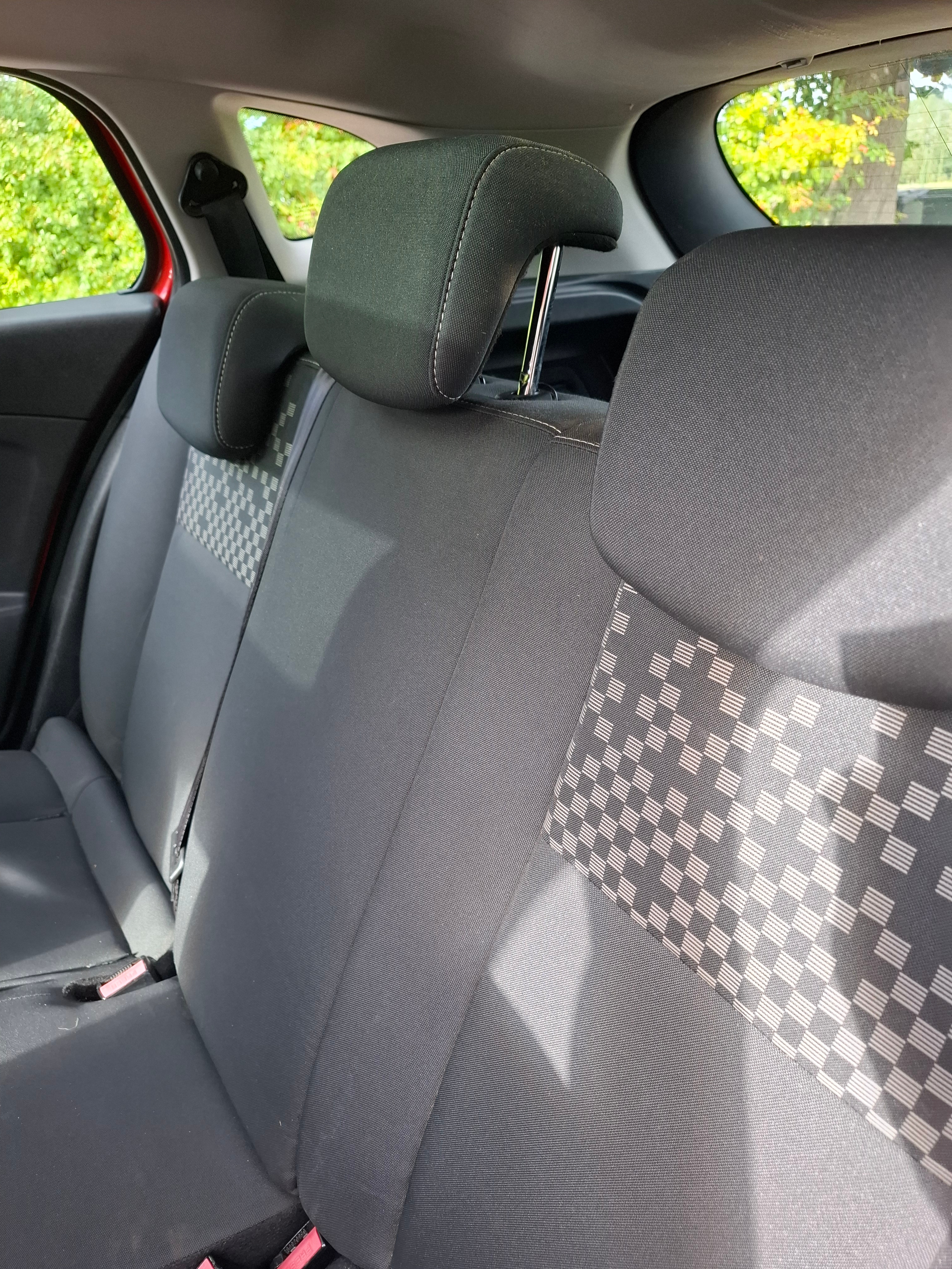 Renault Megane III Grandtour 1.5 dCi EDC 2012, bild 7/8