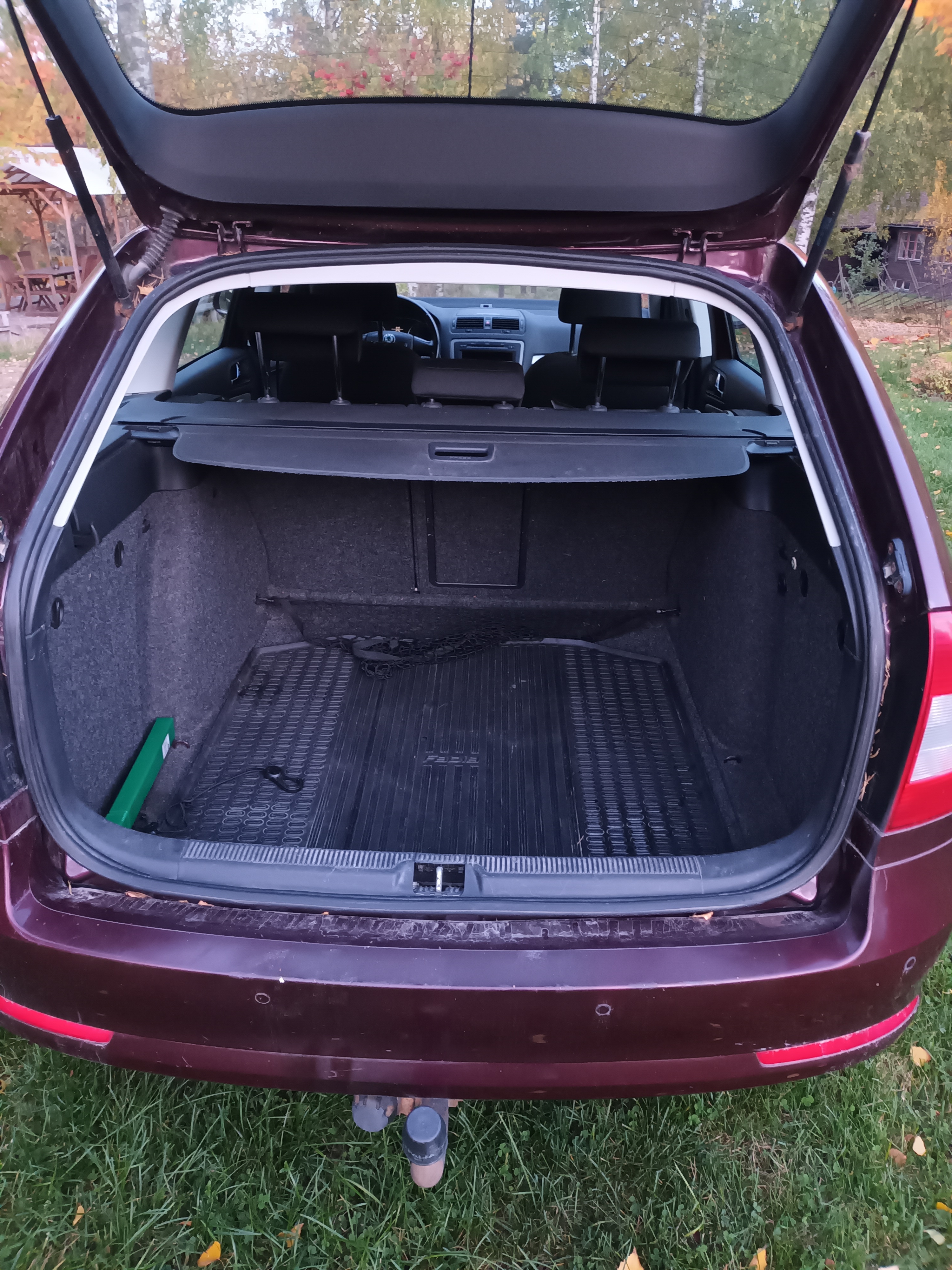 Skoda Octavia Kombi 1.4 TSI Manuell 2011, bild 7/9