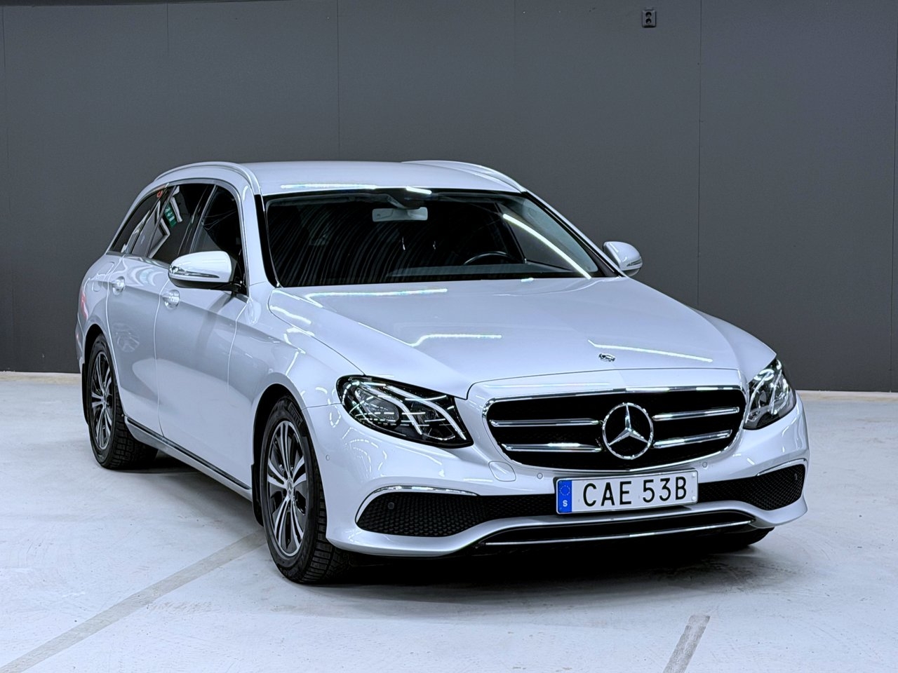 Mercedes-Benz E 2019, bild 3/10