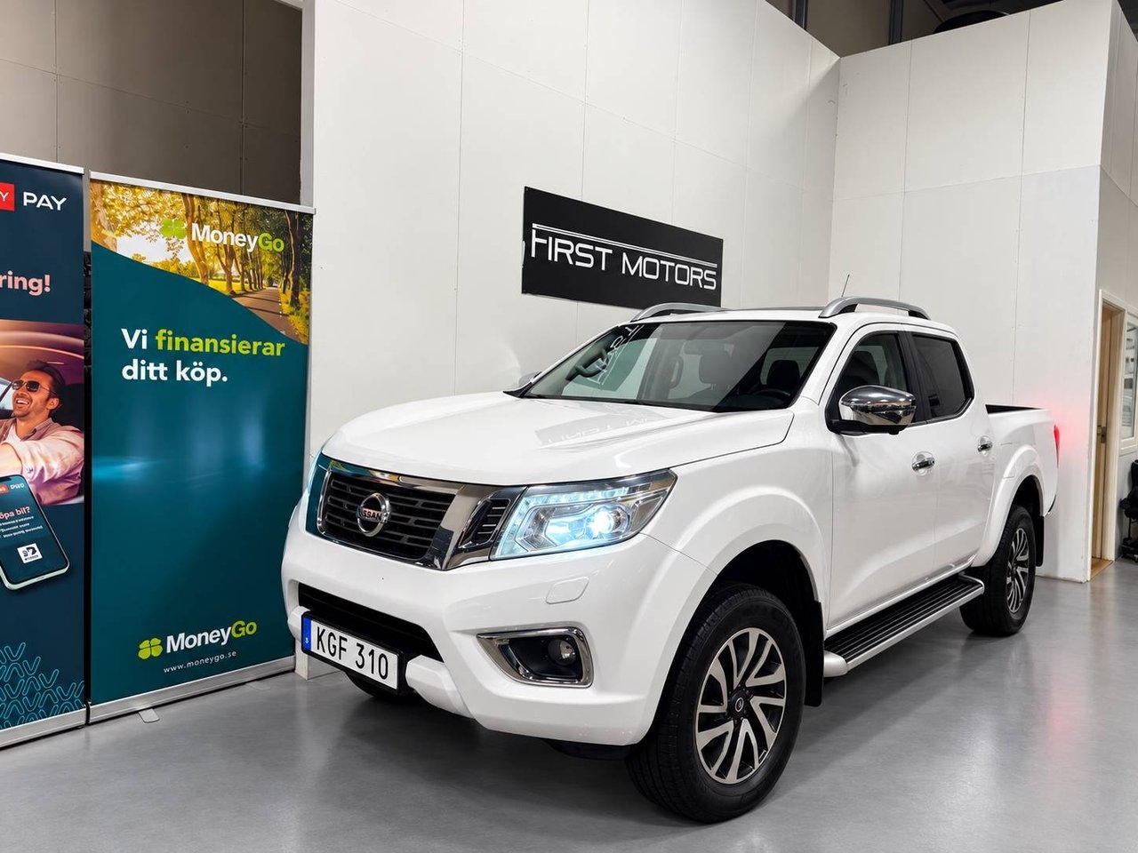 Nissan Navara 2019, bild 2/10