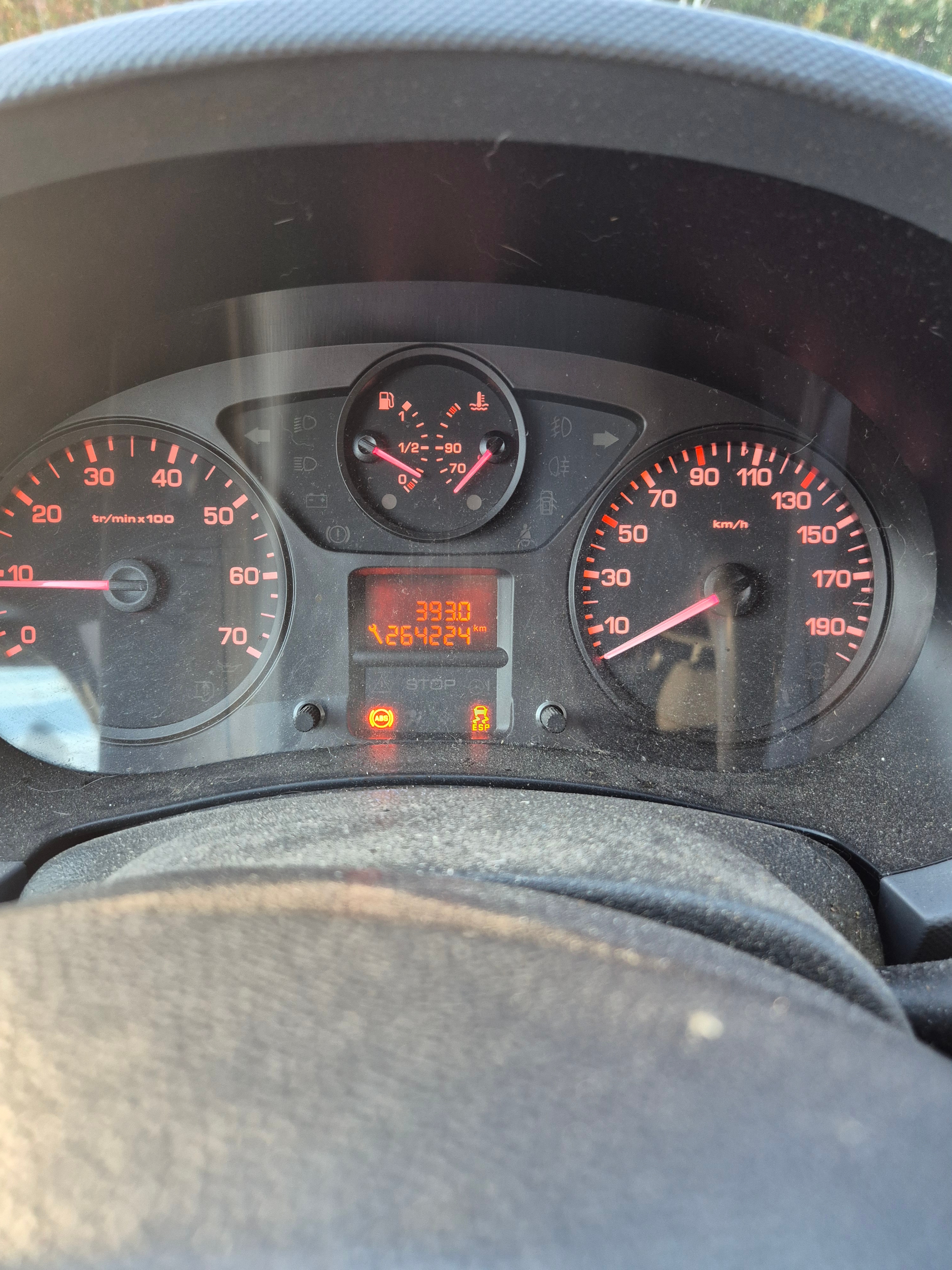Citroen Berlingo 2012, kuva 7/10